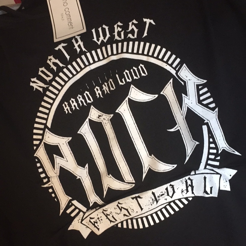 Women’s t shirt